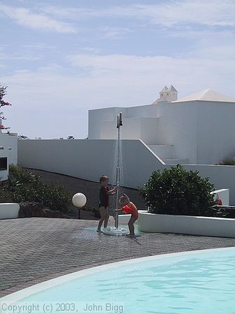 Alexander and Jessica in the showers<br />Lanzarote